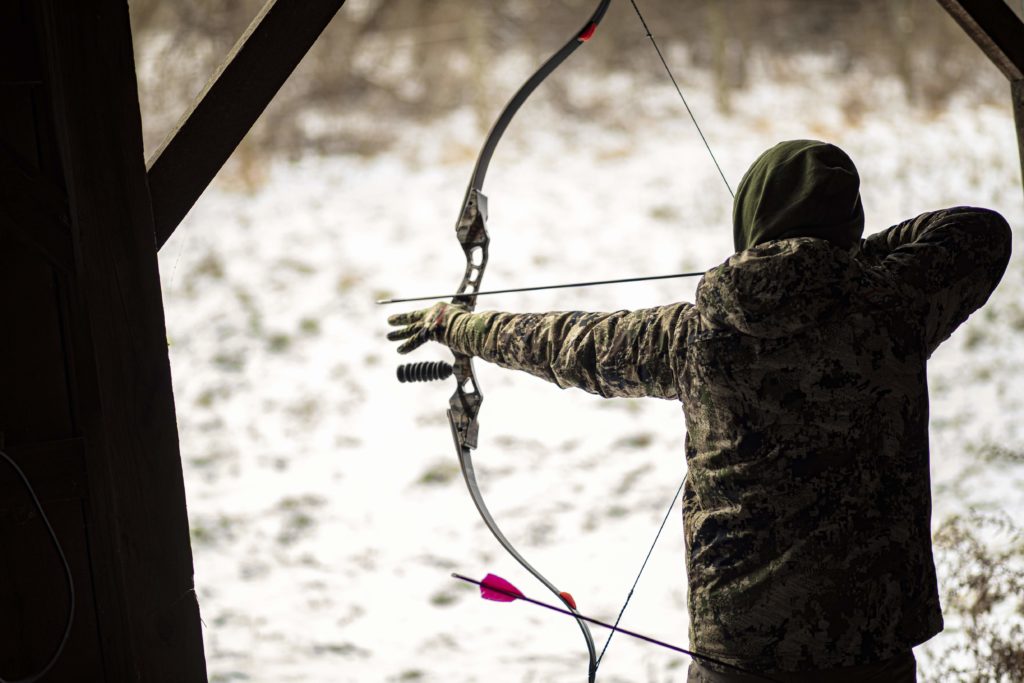 Archer, Traditional Archery, Archer shooting arrow